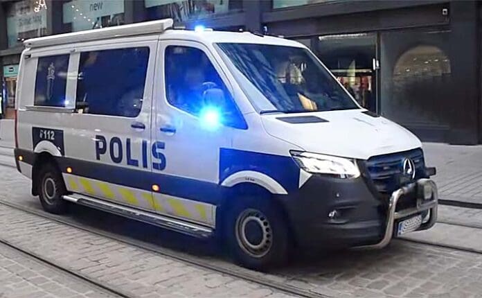 Poliisi Tutkii Terveydenhuollon Yksik ss Tapahtunutta V kivallantekoa Poliisi Tutkii Terveydenhuollon Yksik ss Tapahtunutta V kivallantekoa